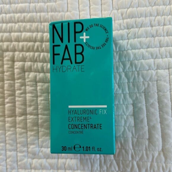 NIP+FAB Hyaluronic Fix Extreme4 Concentrate - 30ml - Picture 1 of 6